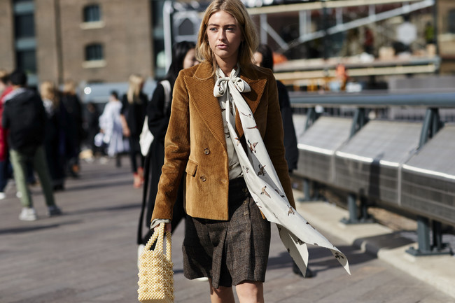 London Str D Rs18 0145