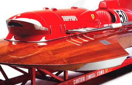 Ferrari Arno XI: el único barco de competición con motor Ferrari, a la venta