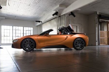 BMW i8 Roadster