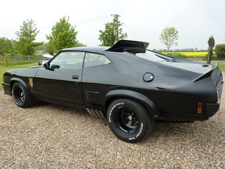 Si te hacía ilusión conducir el Ford Falcon Interceptor de Mad Max...