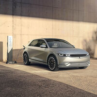 El Hyundai IONIQ 5 ya tiene precio en España y es 5.500 euros más caro que el Volkswagen ID.4