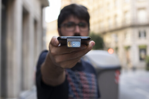 En 2017 el iPhone revolucionó los smartphones y en el camino provocó el canto de cisne de los móviles divertidos