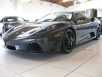 Un Ferrari Scuderia Spider 16M "pura fibra"