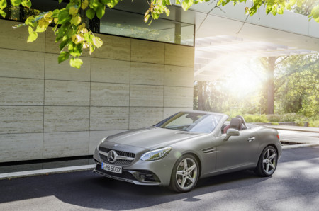 Así es el Mercedes-Benz SLC: 4 cilindros para todos y V6 para el AMG