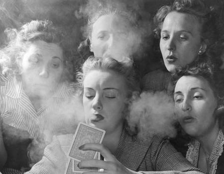 La elegancia femenina de los años 40 gracias a las fotografías de Nina Leen
