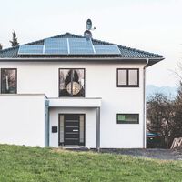 Este sistema que produce hidrógeno verde en casa quiere que dejes de preocuparte de la factura de la luz