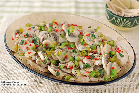 Receta de champiñones marinados con guindilla