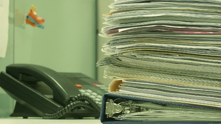 Curación de contenido en la Pyme, no conviertas a tu empresa en un Diógenes digital
