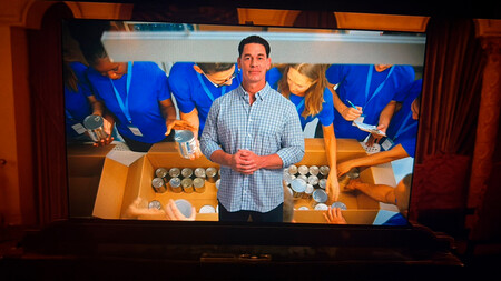 Pluribus John Cena Serie