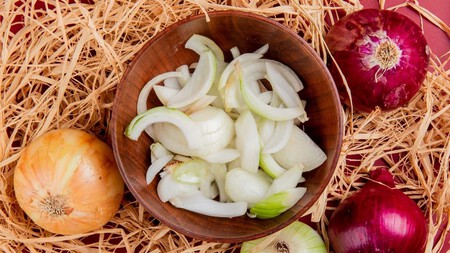 Cómo quitar el sabor fuerte de la cebolla: 3 trucos caseros con agua y sal para lograrlo