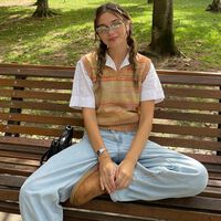 Levi's reinventa los vaqueros mom fit virales de Zara y además rebajados con más de un 50% de descuento 