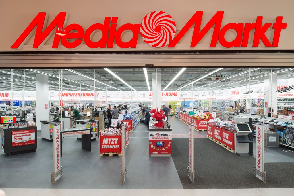 Cuatro mejores ofertas en Smart TV por el Día sin IVA de MediaMarkt: como este televisor Hisense de 55”, panel OLED y 60W por menos de 870 euros