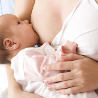 Los bebés prematuros no amamantados podrían tener un cerebro más pequeño y un menor cociente intelectual