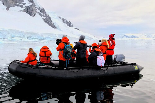The effect of anchors on Antarctic waters