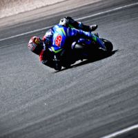 El Team Suzuki Ecstar sigue evolucionando en Valencia 