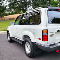 El Land Cruiser 80 se diseñó para durar décadas. Lo que nadie esperaba es que acabara costando más de 150.000 euros