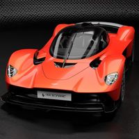 ¿Estás sentado? Porque si no lo estás, las prestaciones del Aston Martin Valkyrie pueden causar debilidad en las piernas 