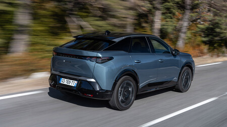 Peugeot E 3008 2024 17