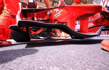 ¿Qué se esconde debajo del nuevo morro del F2008?
