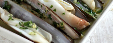 Que no te den muergo o longueirón por navaja: cómo se diferencia estos moluscos alargados que tanto vemos en la cocina 