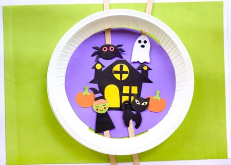 Paper Plate Halloween Craft 22 700x501