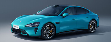 "Nos habían sancionado. Fue como si nos cayera un rayo". El CEO de Xiaomi confiesa que se metieron a hacer un coche eléctrico como respuesta a las sanciones de Donald Trump en 2021