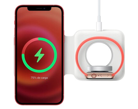 MagSafe Duo recargando un iPhone y Apple Watch a la vez