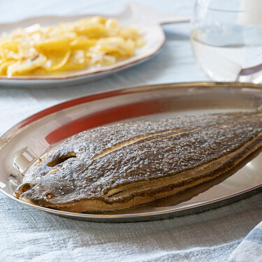 Lenguado al horno, receta fácil de pescado para comer y cenar en cualquier momento