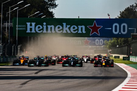 Una salida que vale un mundial de Fórmula 1: de la frenada de Max Verstappen al desamparo de Valtteri Bottas a Lewis Hamilton