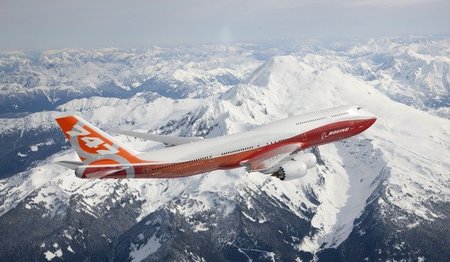 Boeing-747-8-Intercontinental-2