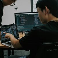 EUA perceberam que milhões de trabalhadores enfrentarão um futuro com IA e tomaram medidas 
