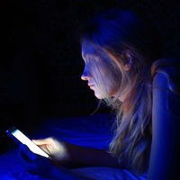 Un mal descanso y el uso excesivo de pantallas, los responsables de un comportamiento impulsivo en niños y adolescentes