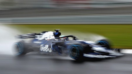 ¡Arranquen motores! La temporada 2018 de Fórmula 1 se acerca y por fin hemos visto el primer coche en pista