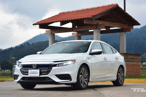 Honda Insight, al volante del híbrido que se atreve a ser más que sólo eficiente