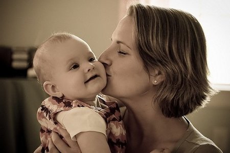 La ampliación de la baja maternal a 20 semanas, más cerca