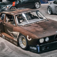 Este BMW 535i llamado Rusty Slammington nos demuestra que el óxido también puede ser bello
