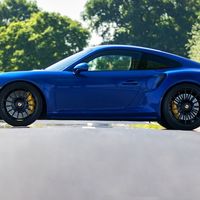 Blue Arrow, así se llama el brutal Porsche 911 Turbo S capaz de alcanzar 344,18 km/h 