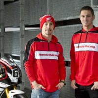 Dos vídeos: el rookie veterano y la promesa experimentada. Hayden y van der Mark preparan su pretemporada de Superbikes