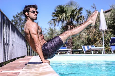 Los nueve mejores ejercicios que te ayudan a trabajar tus tríceps en el gimnasio
