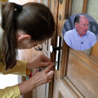 Jesús González, cerrajero: "La gente se gasta fortunas en un celular nuevo, pero escatima en la seguridad de la puerta de su casa"