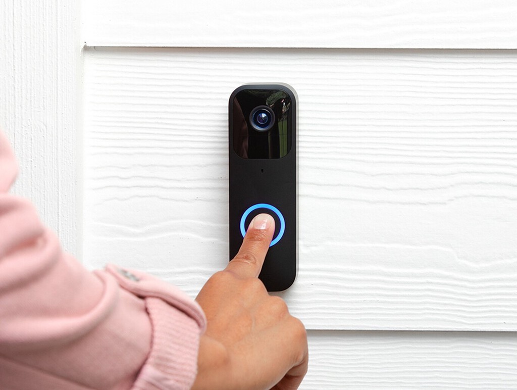 Amazon ya vende en España el Blink Video Doorbell, el timbre conectado para ver en el móvil quién llama a la puerta