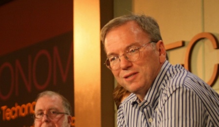 Steve Jobs descubrió a Google atrayendo empleados de Apple y pidió a Eric Schmidt que dejara de hacerlo