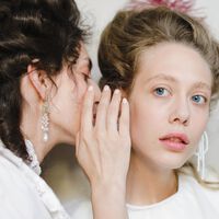 Siete cosas que los psicólogos recomiendan no compartir y guardárselas para uno mismo 