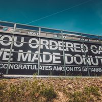 ¿Compadreo entre marcas rivales? Así felicitó BMW M a Mercedes-AMG en su 50 Aniversario