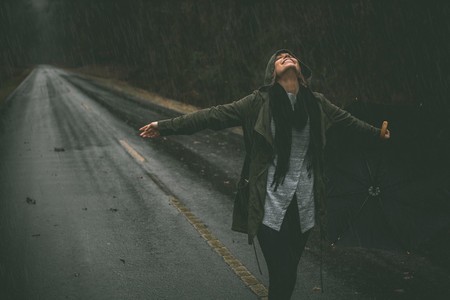 Fotografiando bajo la lluvia: Trucos y consejos para no dejar la cámara en casa