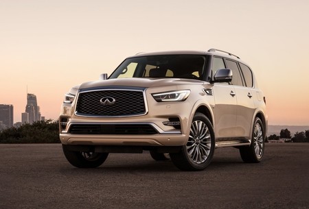 Infiniti QX80 presentado en Dubai, reflejo de que es un SUV de mucho lujo