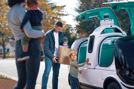 Domino's quiere liderar el futuro de las entregas sin conductor: un coche autónomo ya reparte sus pizzas