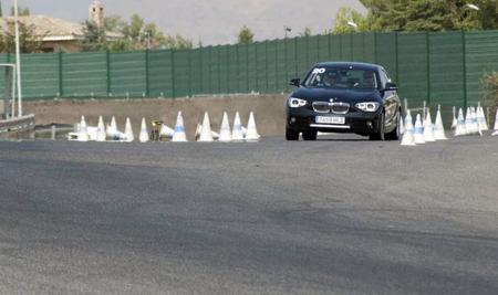 BMW Serie 1 y BMW Serie 3 Touring, presentación y prueba en el circuito del Jarama