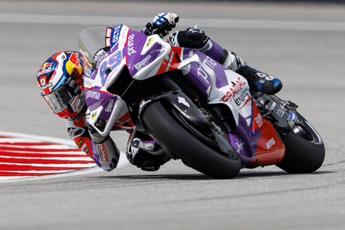 Jorge Martín revienta el récord histórico de Sepang y a los candidatos al título les entra el pánico a ganar