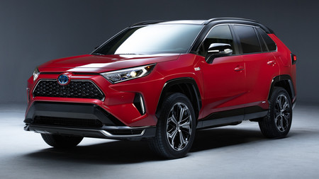 Toyota tiene listo al RAV4 Plug-in Hybrid para su estreno en noviembre